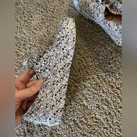 Vans pastel flowers - Picture 2 of 3